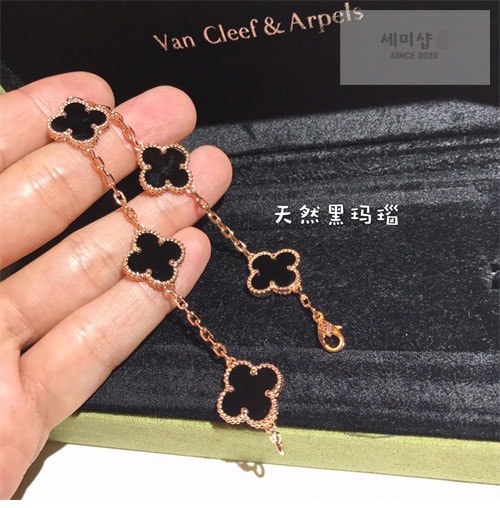 Van Cleef Arpels 반클리프 아펠 팔찌 악세사리 6번 이미지