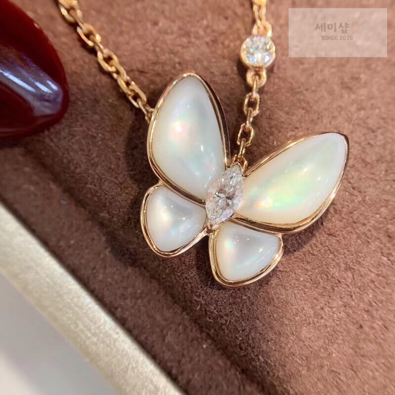 Van Cleef Arpels 반클리프 아펠 love 리본 목걸이 악세사리 1번 이미지