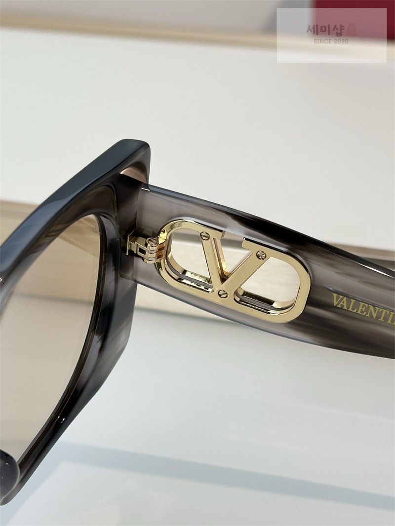 Valentino 발렌티노 V-로고 가라바니 선글라스 VG0002S 1# 악세사리 19번 이미지