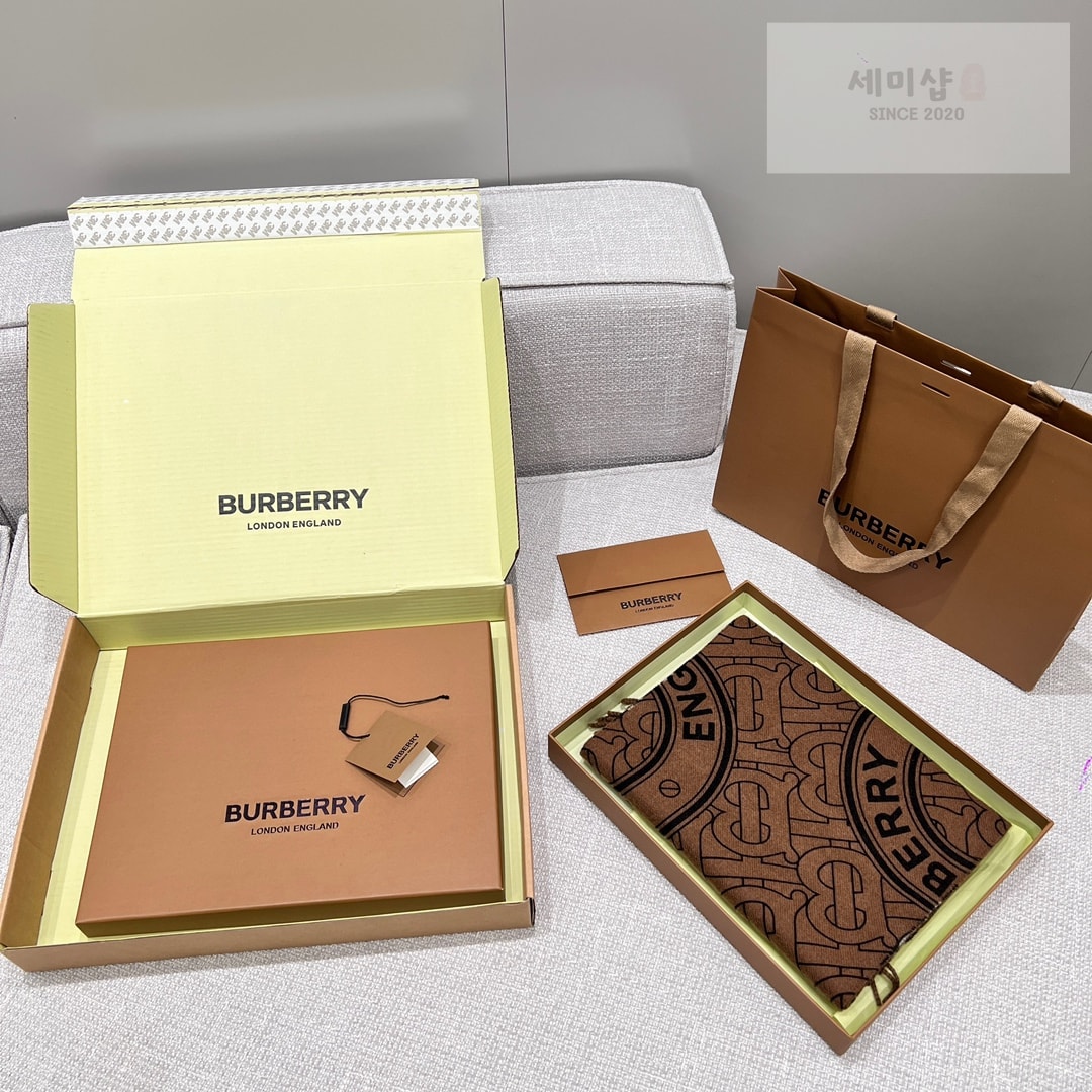 Burberry 버버리 리버시블 체크 모노그램 캐시미어 스카프 머플러 2컬러 악세사리 8번 이미지