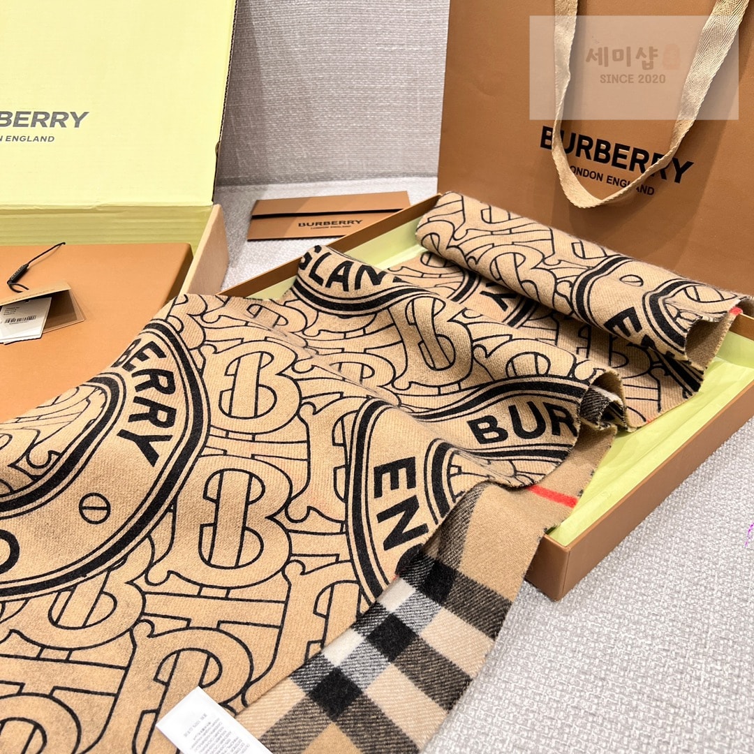 Burberry 버버리 리버시블 체크 모노그램 캐시미어 스카프 머플러 2컬러 악세사리 12번 이미지