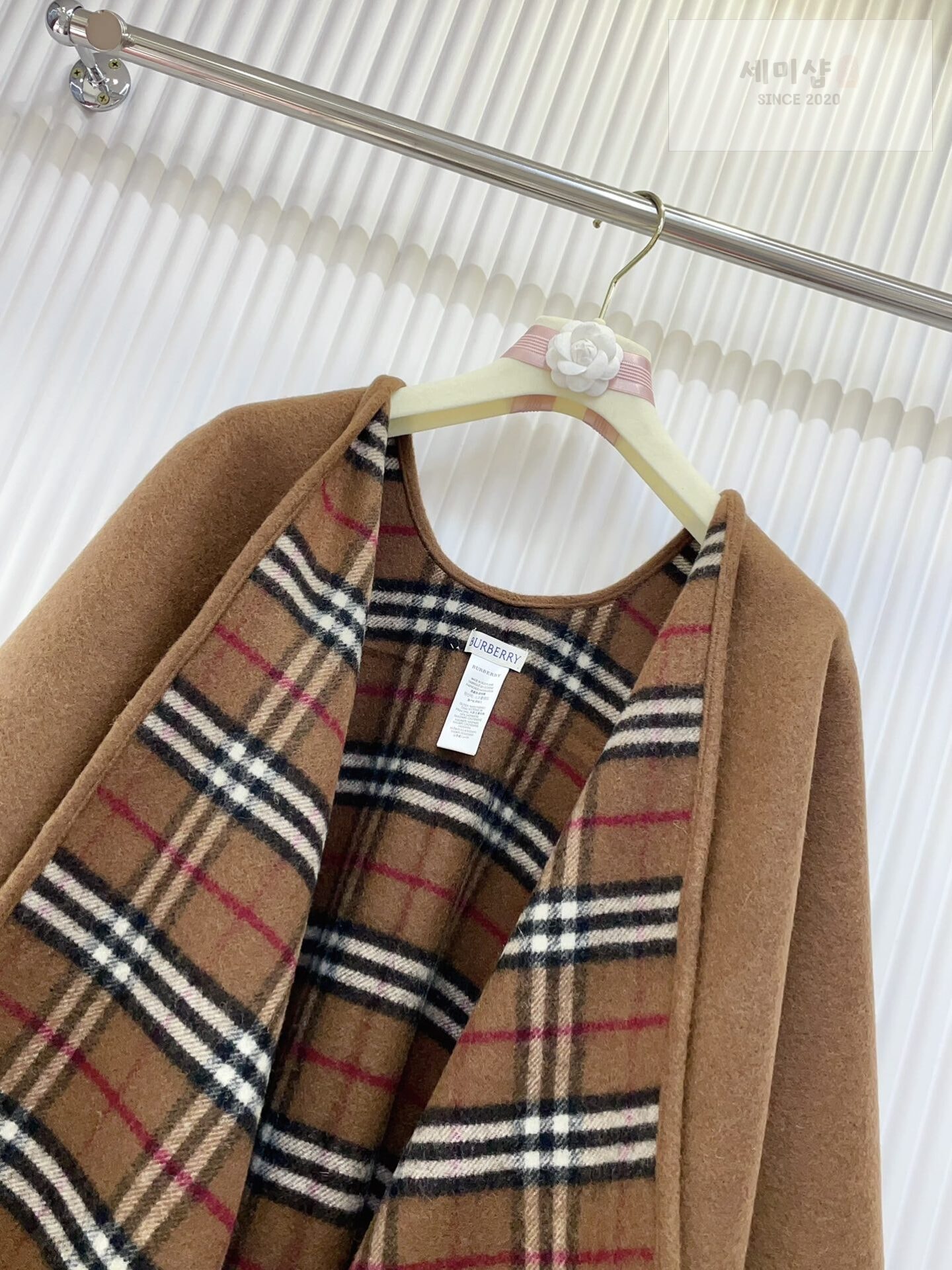 Burberry 버버리 체크 울 리버시블 케이프 3컬러 악세사리 1번 이미지