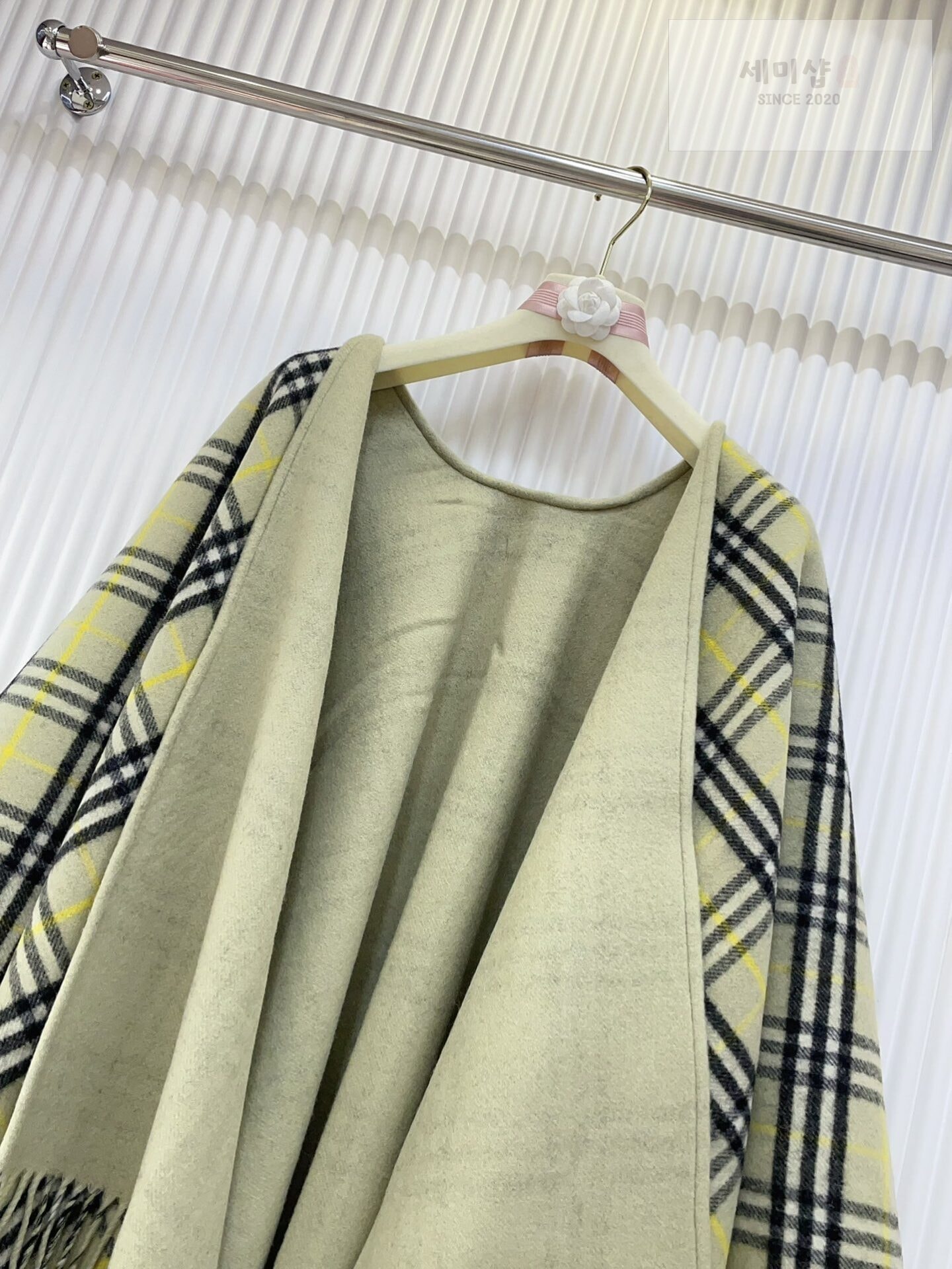 Burberry 버버리 체크 울 리버시블 케이프 3컬러 악세사리 9번 이미지