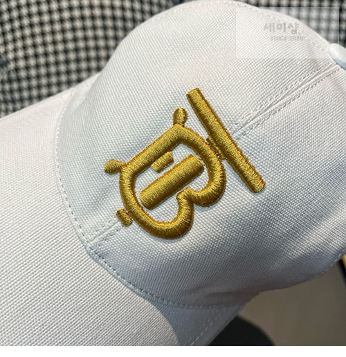 Burberry 버버리 TB 모노그램 볼캡 악세사리 26번 이미지