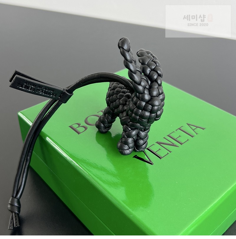 Bottega Veneta 보테가베네타 래빗 백참 867134 1# 악세사리 2번 이미지