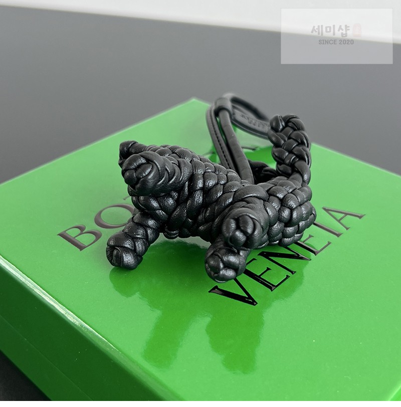Bottega Veneta 보테가베네타 래빗 백참 867134 1# 악세사리 32번 이미지
