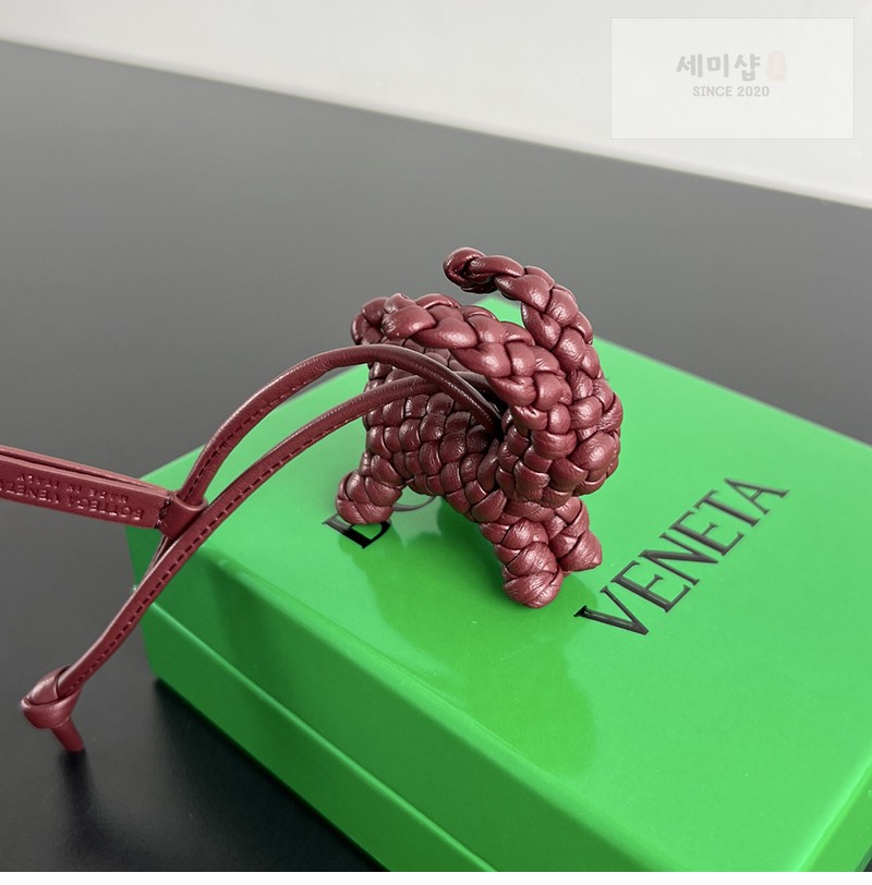 Bottega Veneta 보테가베네타 래빗 백참 867134 1# 악세사리 26번 이미지