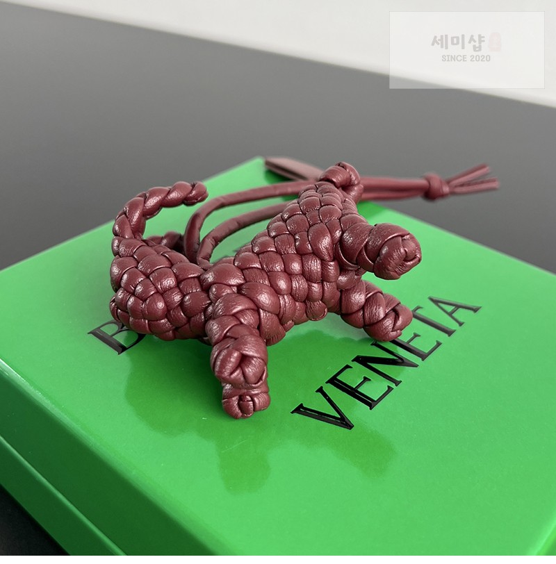Bottega Veneta 보테가베네타 래빗 백참 867134 1# 악세사리 43번 이미지