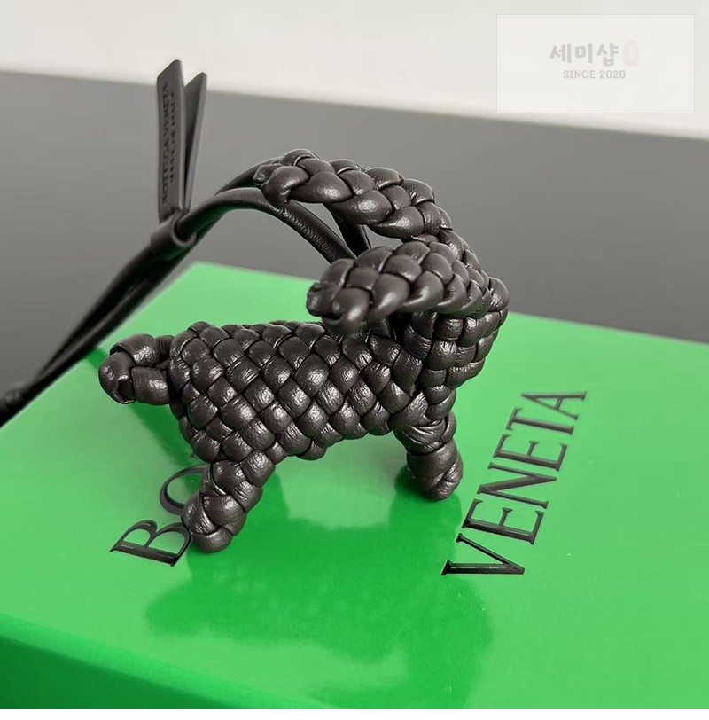 Bottega Veneta 보테가베네타 래빗 백참 867134 1# 악세사리 44번 이미지