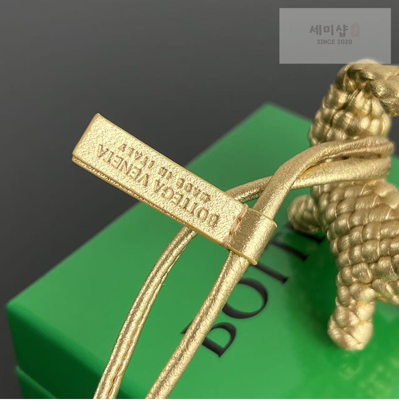 Bottega Veneta 보테가베네타 래빗 백참 867134 1# 악세사리 53번 이미지