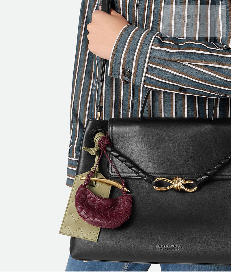 Bottega Veneta 보테가베네타 미니어처 사르딘 백 참 836834 1# 악세사리 7번 이미지