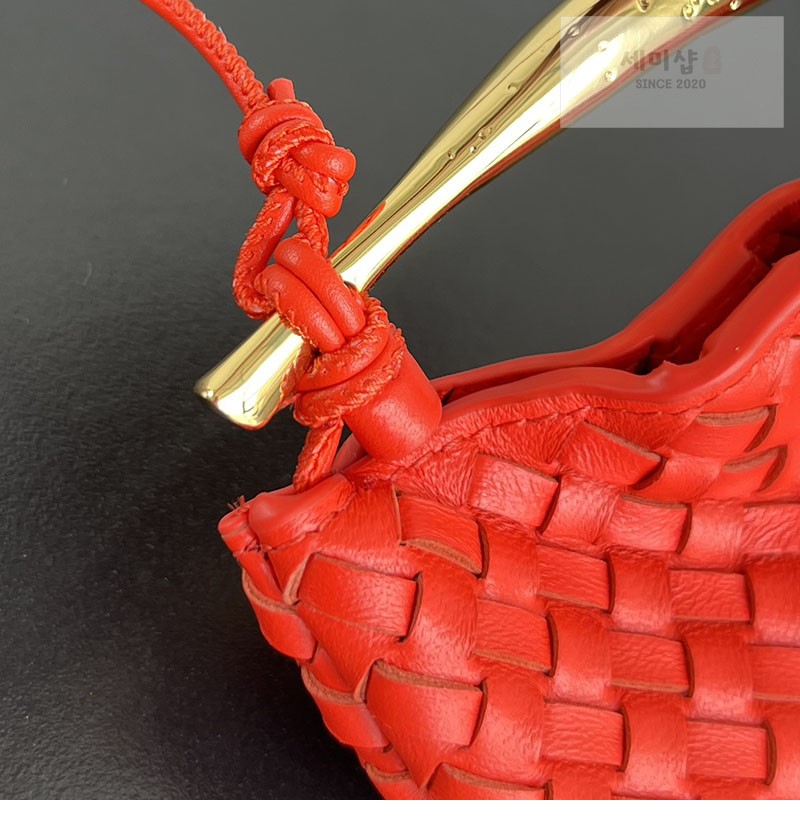 Bottega Veneta 보테가베네타 미니어처 사르딘 백 참 836834 1# 악세사리 22번 이미지