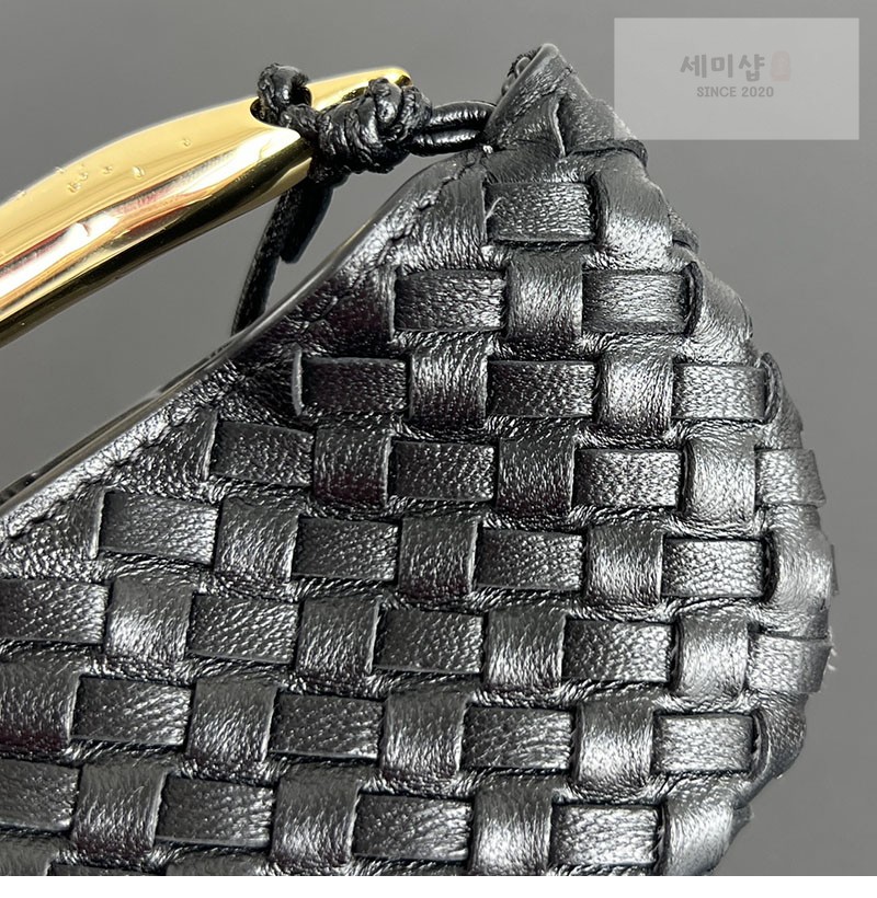 Bottega Veneta 보테가베네타 미니어처 사르딘 백 참 836834 1# 악세사리 24번 이미지