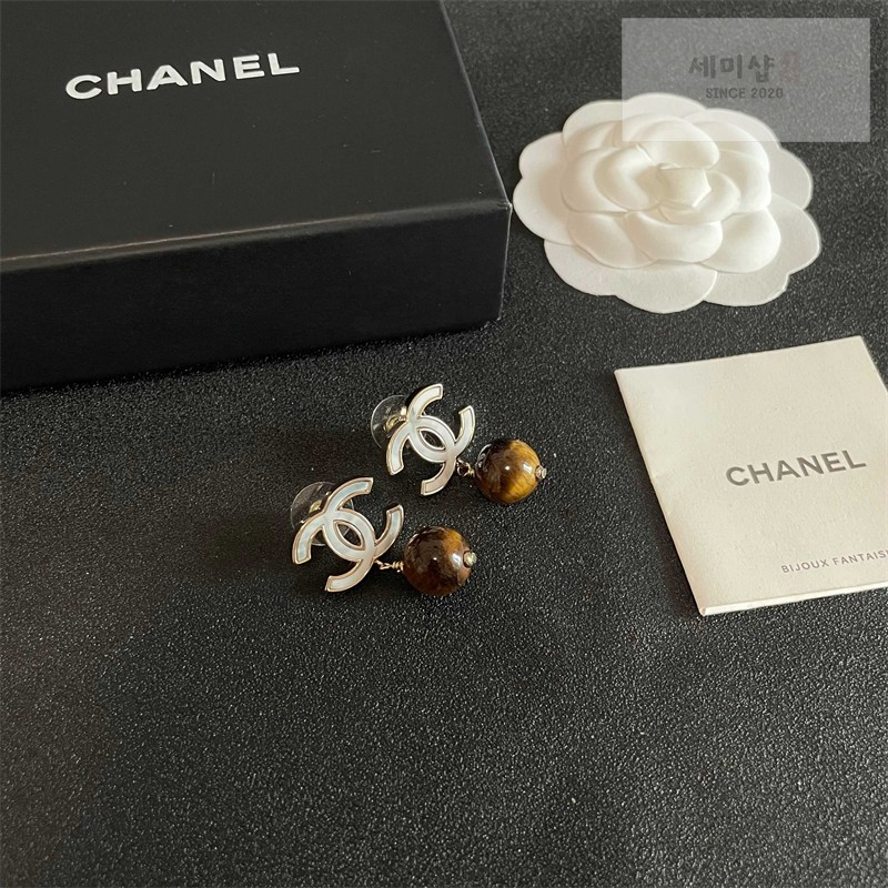 C H A N E L 샤넬 빈티지 CC 로고 페트리파이드 우드 이어링 악세사리 6번 이미지