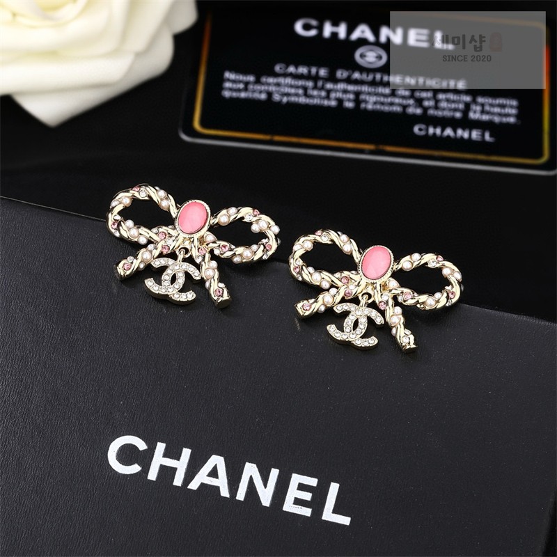C H A N E L 샤넬 스터드 리본 이어링 악세사리 4번 이미지