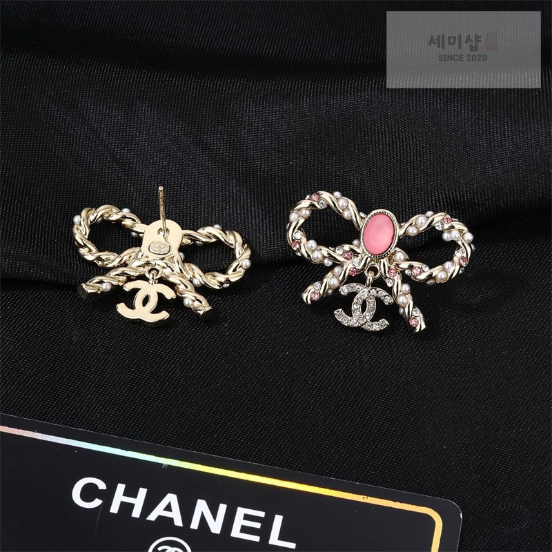 C H A N E L 샤넬 스터드 리본 이어링 악세사리 7번 이미지