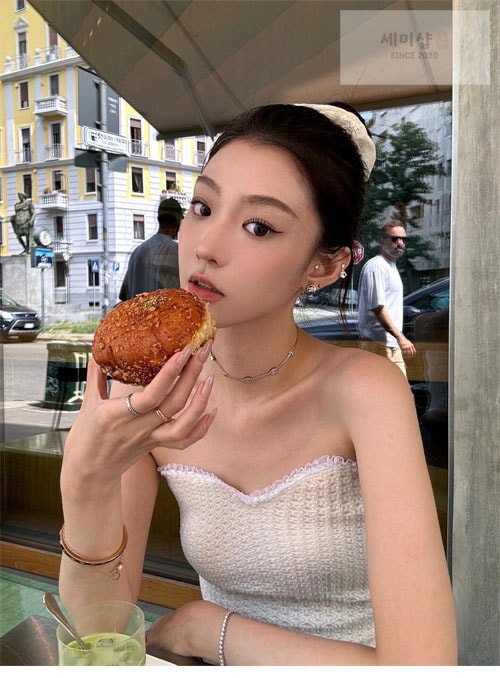 C H A N E L 샤넬 24B 스터드 이어링 악세사리 5번 이미지