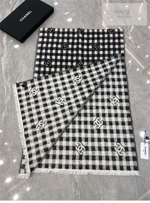 C H A N E L 샤넬 24B CC로고 울 캐시미어 체크 머플러 악세사리 4번 이미지