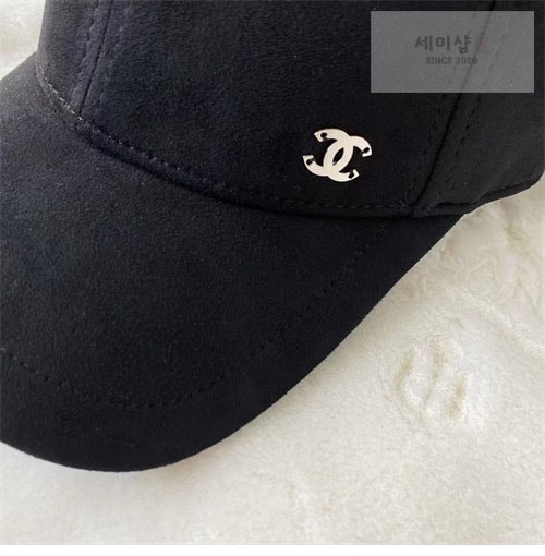 C H A N E L 샤넬 CC로고 볼캡 악세사리 2번 이미지