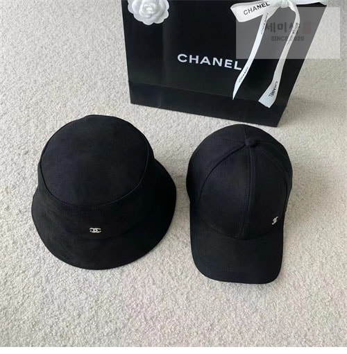 C H A N E L 샤넬 CC로고 볼캡 악세사리 7번 이미지