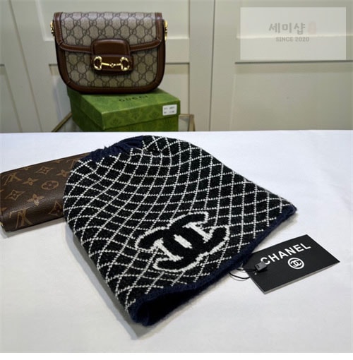 C H A N E L 샤넬 CC 니트 비니 악세사리 6번 이미지