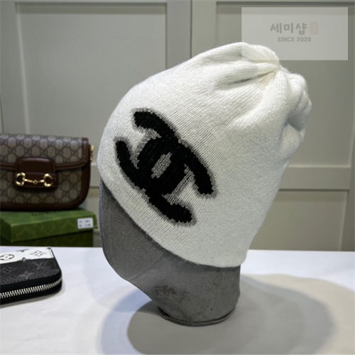 C H A N E L 샤넬 CC 니트 비니 악세사리 9번 이미지
