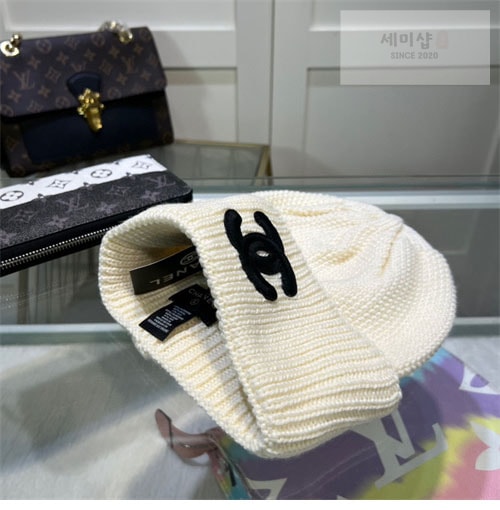 C H A N E L 샤넬 CC 니트 비니 악세사리 7번 이미지