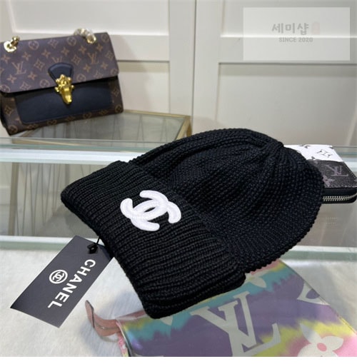 C H A N E L 샤넬 CC 니트 비니 악세사리 13번 이미지