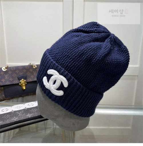 C H A N E L 샤넬 CC 니트 비니 악세사리 16번 이미지