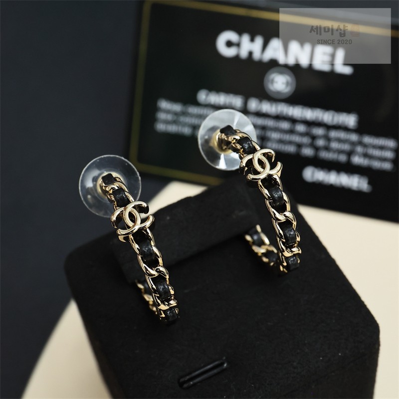 C H A N E L 샤넬 CC 로고 체인 후프 이어링 악세사리 7번 이미지