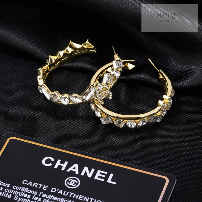 C H A N E L 샤넬 CC 로고 크리스탈 골드 후프 이어링 악세사리 5번 이미지