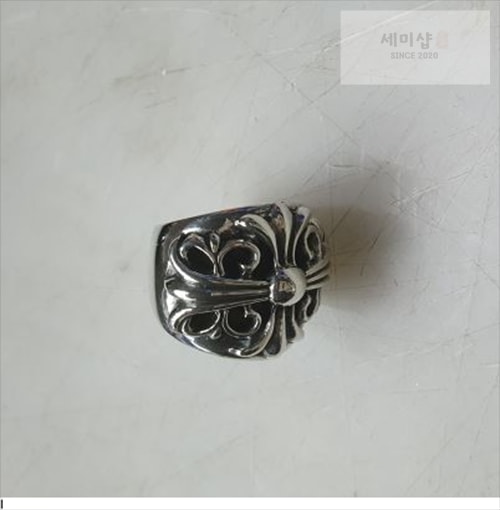 Chrome Hearts 크롬하츠 플로랄 링 레플리카 1번 이미지 - 악세사리 | 세미샵 레플리카 사이트