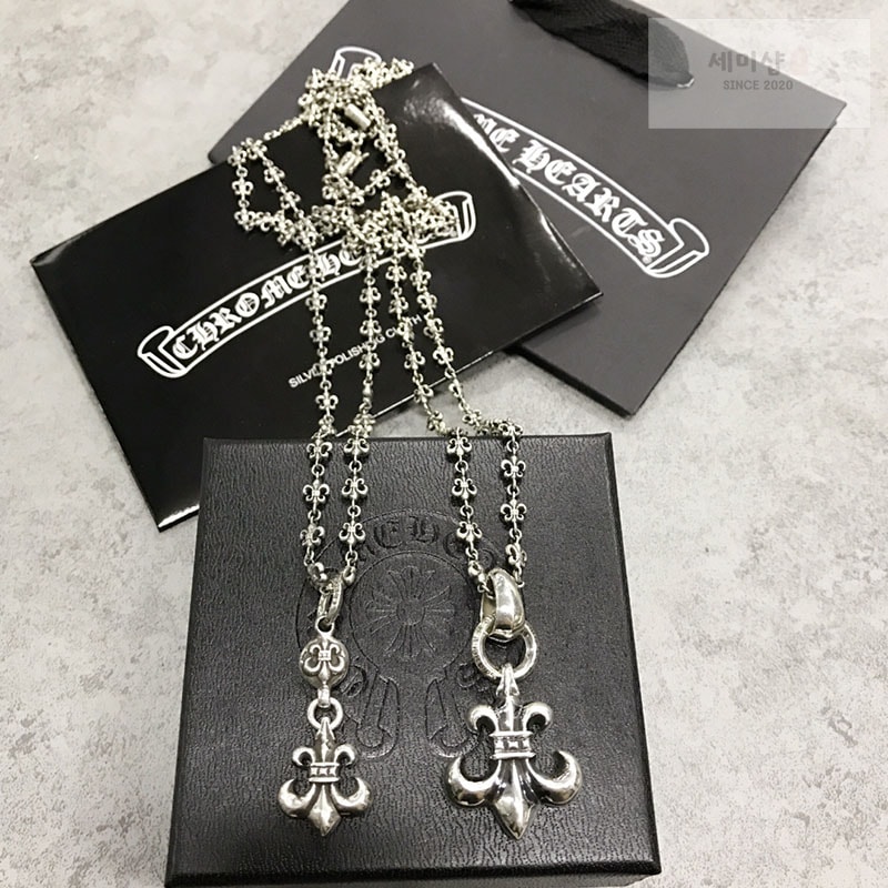 Chrome Hearts 크롬하츠 BS플레어 라지 베일 펜던트 원볼 BS플레어 악세사리 1번 이미지