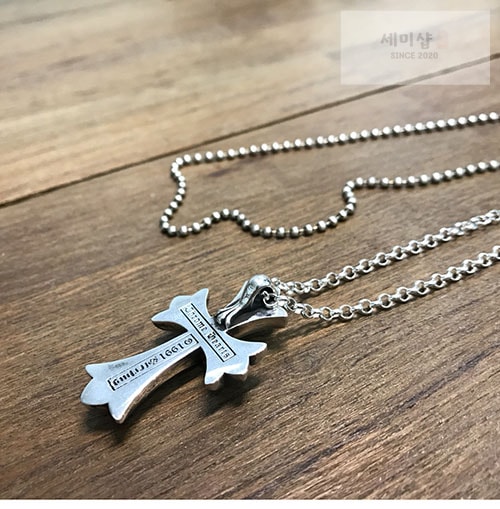 Chrome Hearts 크롬하츠x스와로브스키 타이니 크로스 펜던트 악세사리 4번 이미지