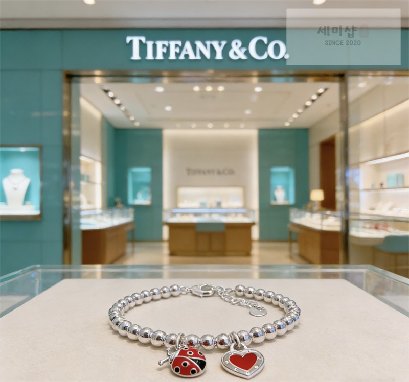 Tiffany And Co 티파니앤코 리턴 투 하트 레드 에나멜 하트 브레이슬릿 화이트 골드 악세사리 4번 이미지