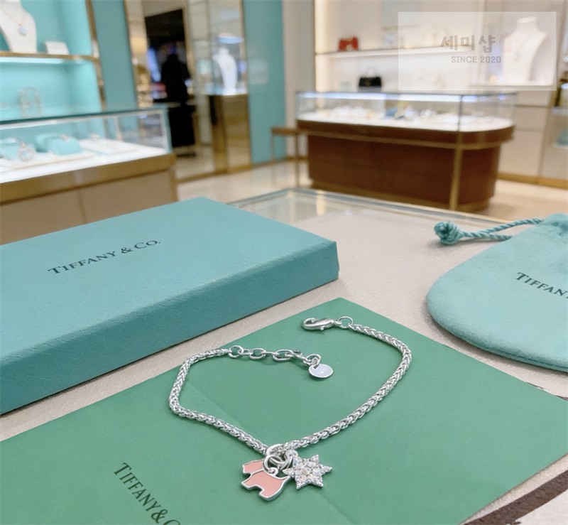 Tiffany And Co 티파니앤코 실버 체인 스타 캐릭터 팬던트 참 브레이슬릿 화이트 골드 악세사리 5번 이미지