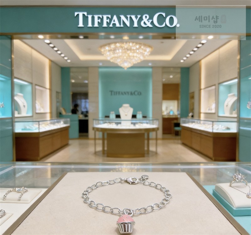 Tiffany And Co 티파니앤코 컵케이크 참 스털링 실버 하트 브레이슬릿 화이트 골드 악세사리 2번 이미지