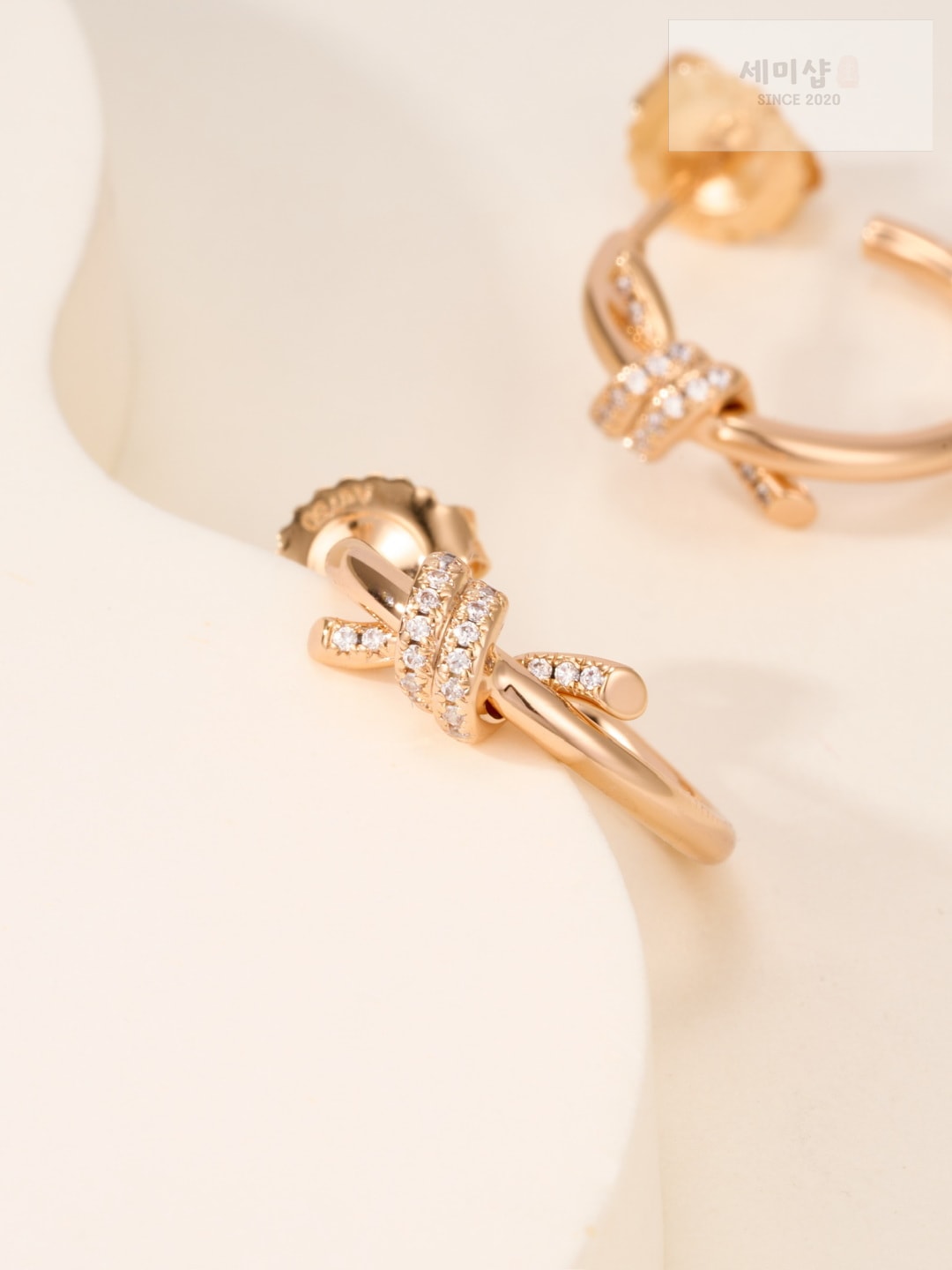 Tiffany And Co 티파니 노트 후프 이어링 로즈골드 악세사리 5번 이미지