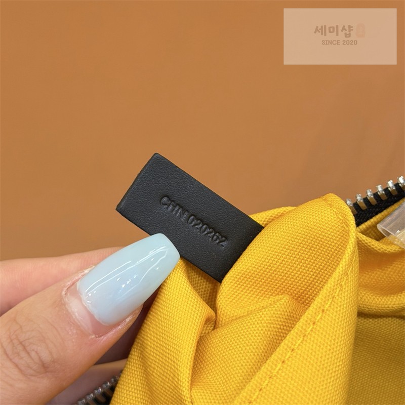 고야드 고야드 볼링 25 토일리트리백 블랙 블랙 Bag 17번 이미지