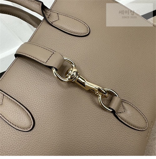 Gucci 구찌 레더 후크 클로저 미디엄 토트백 레플리카 13번 이미지 - Bag | 세미샵 레플리카 사이트