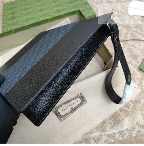 Gucci 구찌 GG 수프림 캔버스 스트랩 파우치 클러치백 795487 Bag 3번 이미지