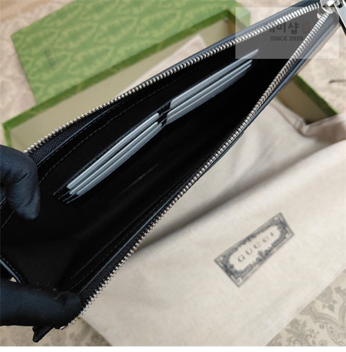 Gucci 구찌 GG 수프림 캔버스 스트랩 파우치 클러치백 795487 Bag 8번 이미지