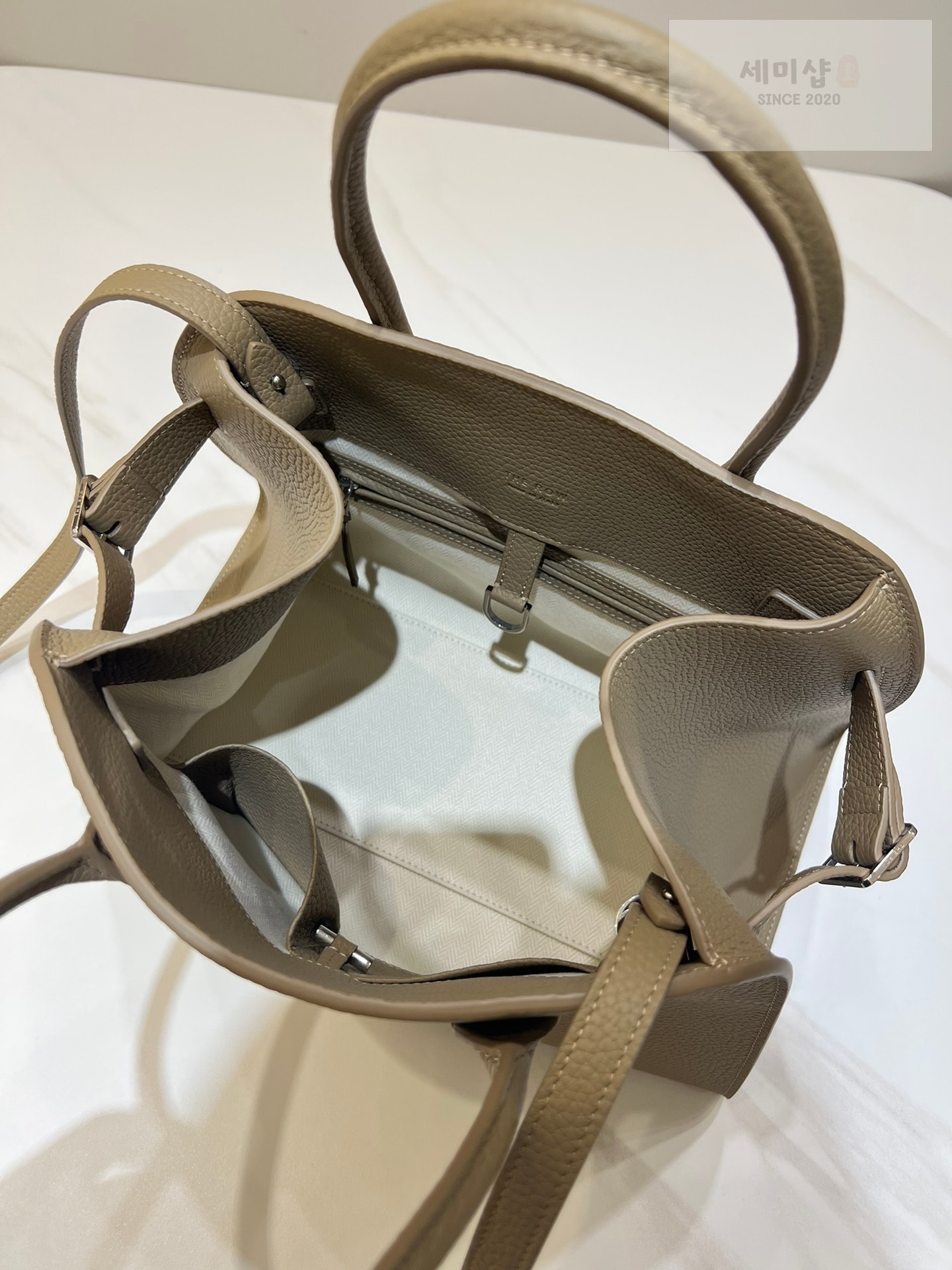 더로우 더로우 마고 12 머스캣 Bag 8번 이미지