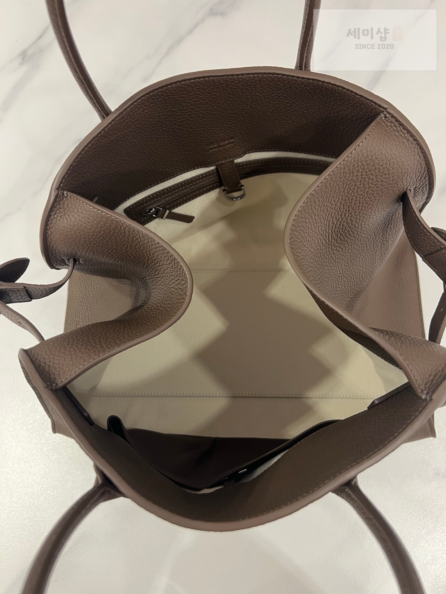 더로우 더로우 마고 15 모카 Bag 8번 이미지