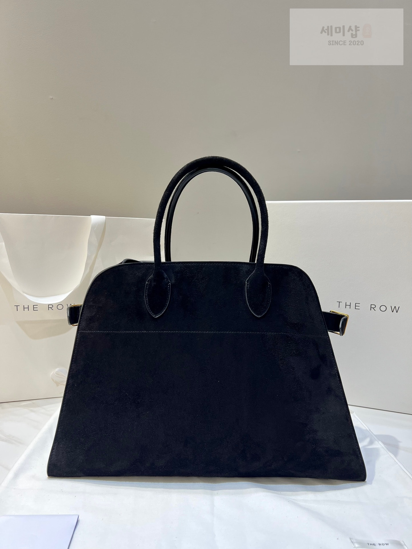 더로우 더로우 마고 15 블랙 스웨이드 Bag 1번 이미지