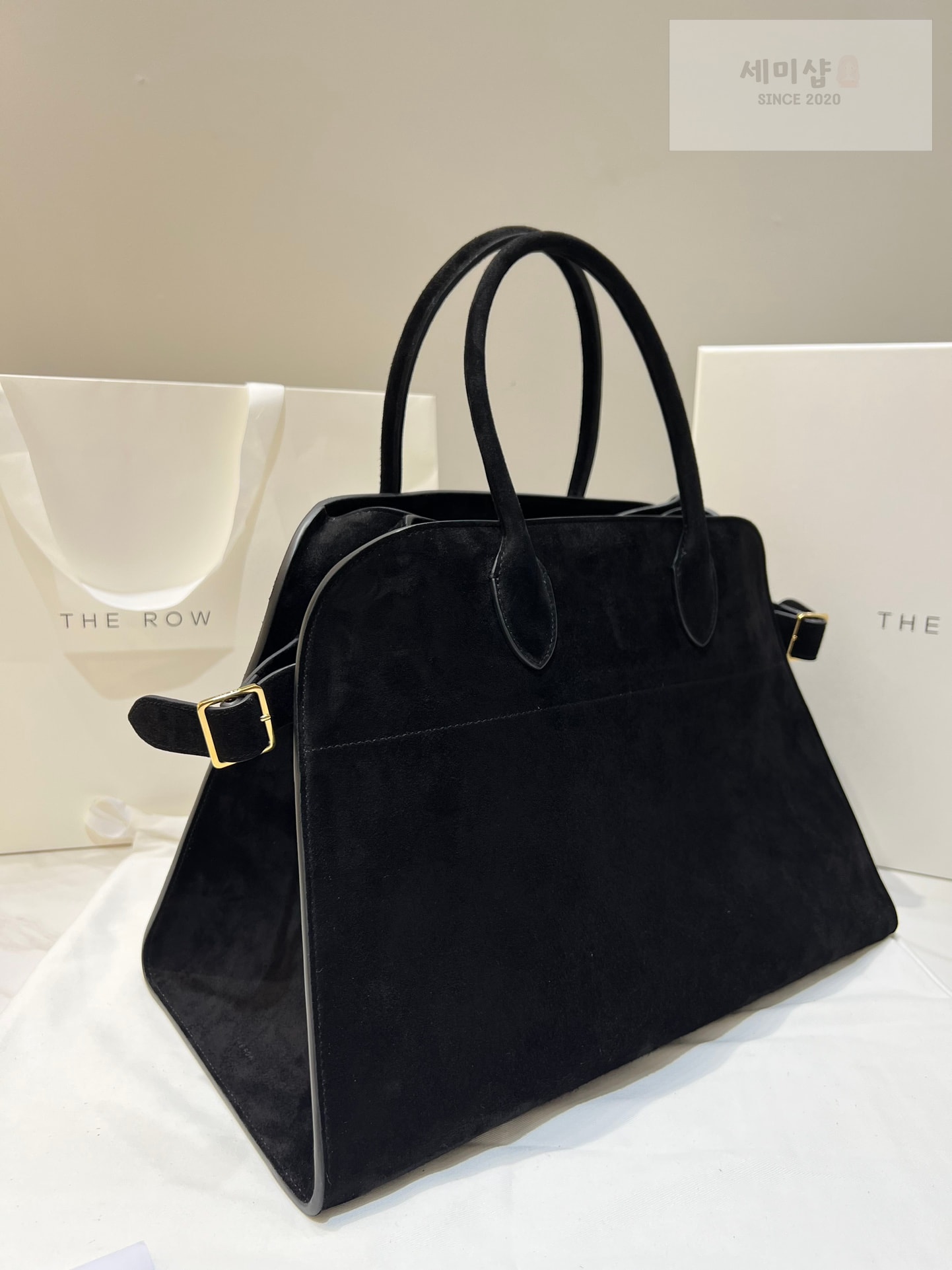 더로우 더로우 마고 15 블랙 스웨이드 Bag 3번 이미지