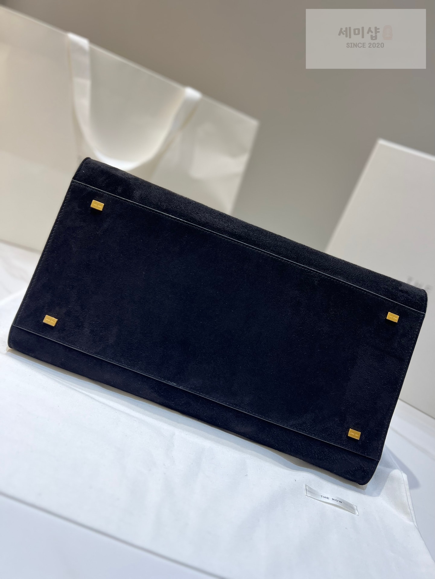 더로우 더로우 마고 15 블랙 스웨이드 Bag 4번 이미지