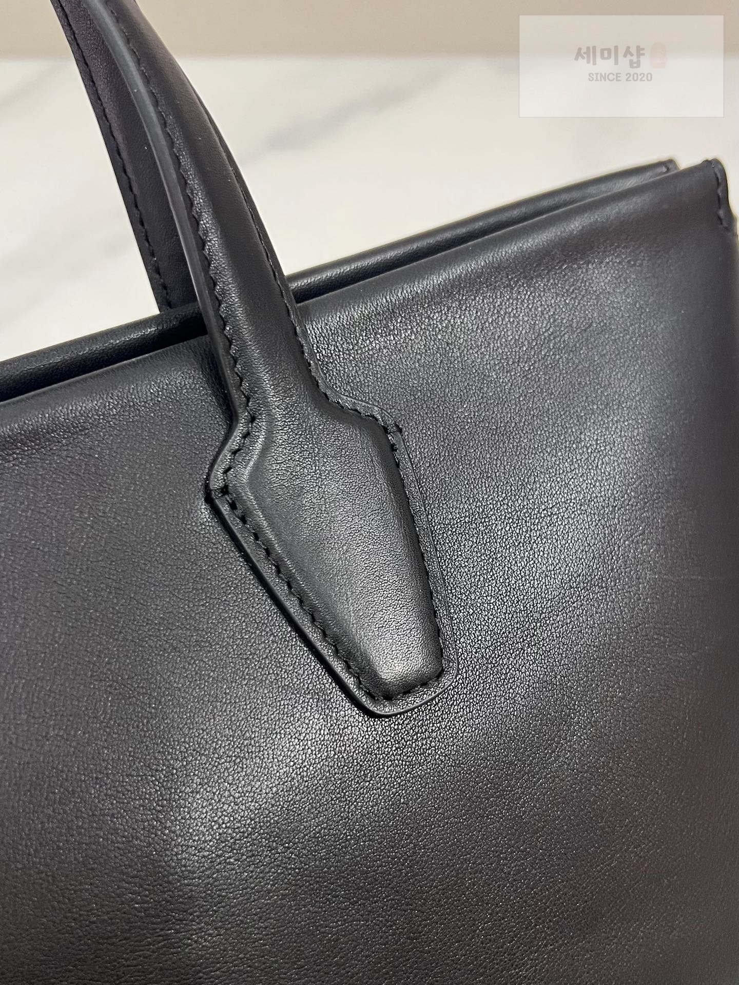더로우 더로우 마르셀 토트백 블랙 Bag 6번 이미지