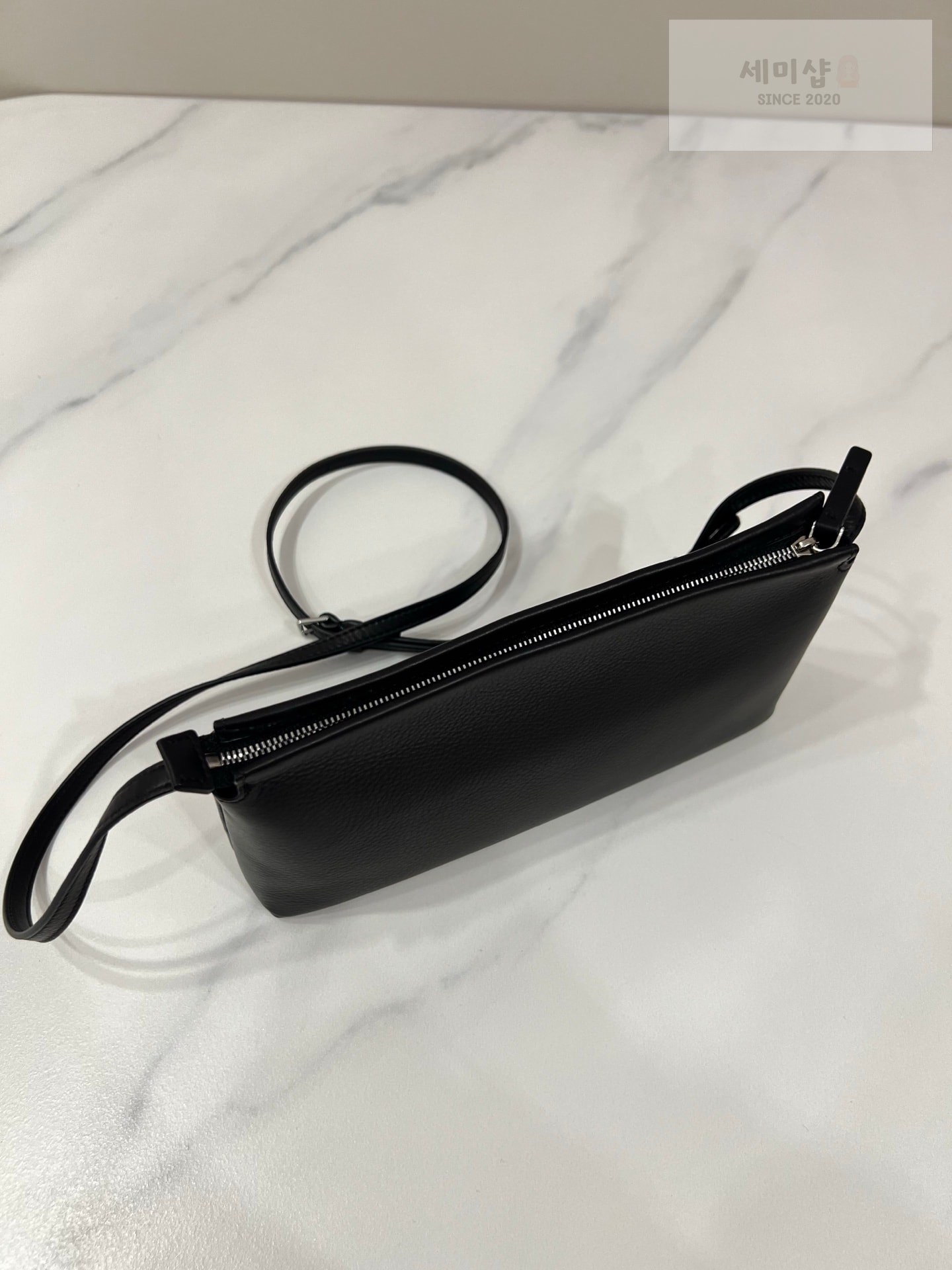 더로우 더로우 미디움 레네 블랙 Bag 5번 이미지