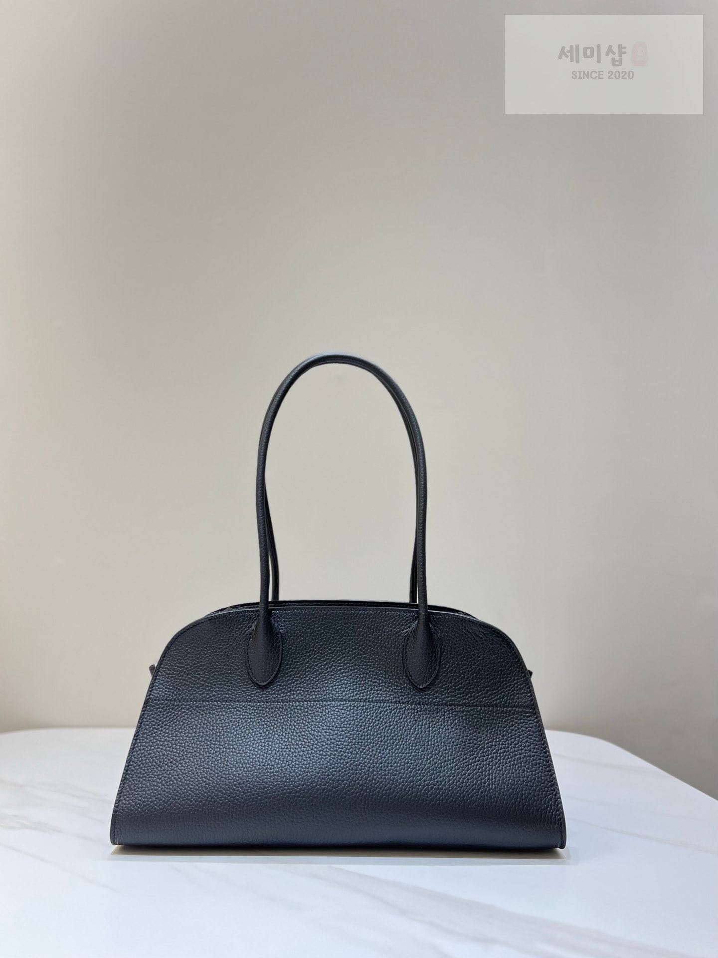 더로우 더로우 이스트 웨스트 마고 12 블랙 Bag 1번 이미지